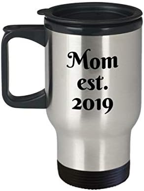 Мама воспостави 2019 година ПАТУВАЕ НА ПАТНИЦИ Смешно не'рѓосувачки челик EST. Нова идеја за подароци за кафе -тумблер